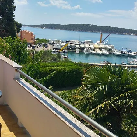 Paradise House At Sea 3* Rab Town