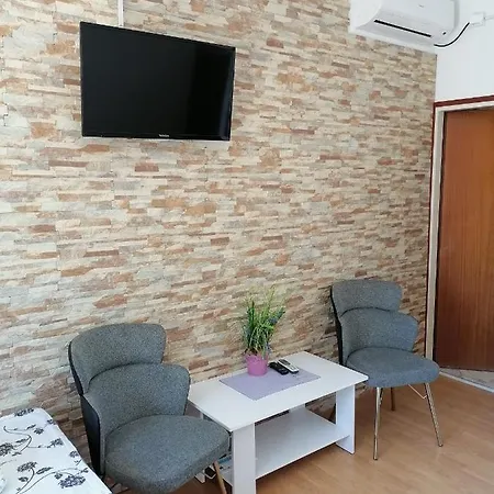 Paradise House At Sea فندق مبيت وإفطار